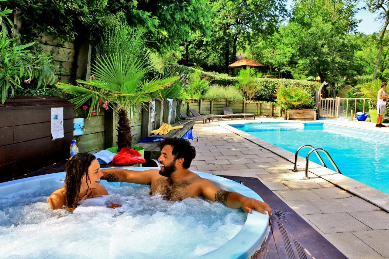 Village Nature Et Ocean A Cote De La Plage Avec Piscine Et Jacuzzi 메상주 외부 사진